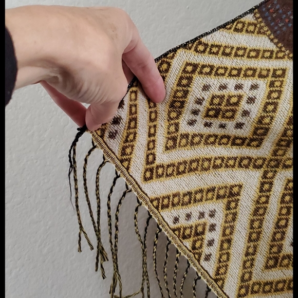 Geometric Graphic print wrap blanket poncho Aztec serape cozy travel office - Picture 6 of 8